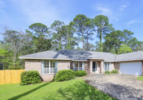 What is the Average Number of Bedrooms for Real Estate in Okaloosa County, Florida?